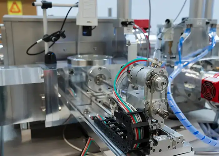 RADIOCARBON