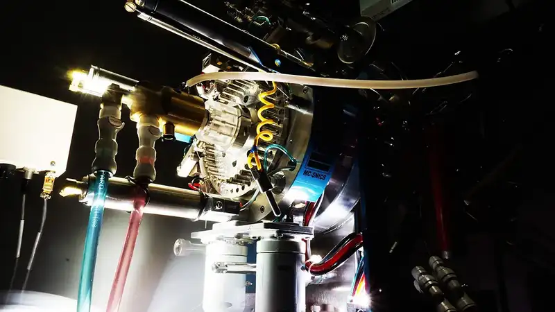 RADIOCARBON